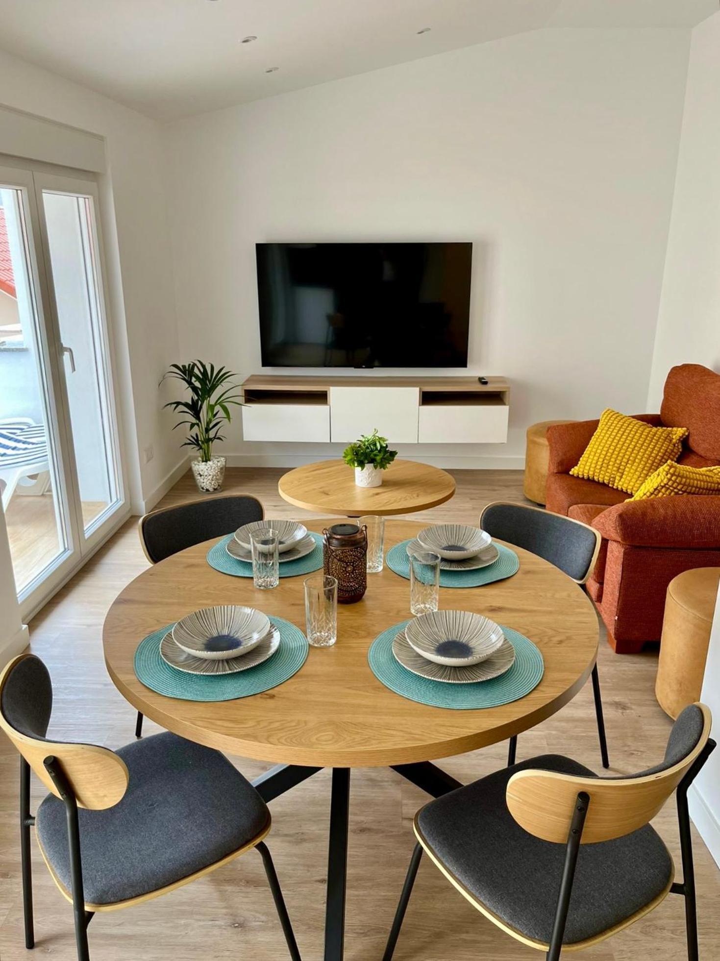Apartamentos Ezaro Beach ดุมเบรีย ภายนอก รูปภาพ