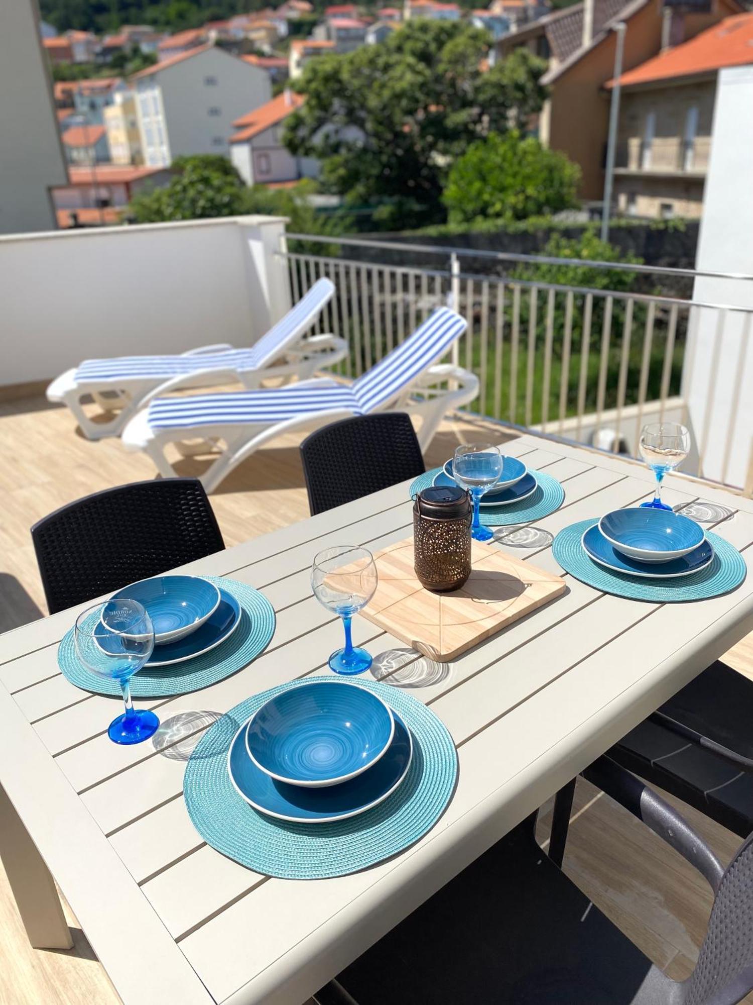 Apartamentos Ezaro Beach ดุมเบรีย ภายนอก รูปภาพ