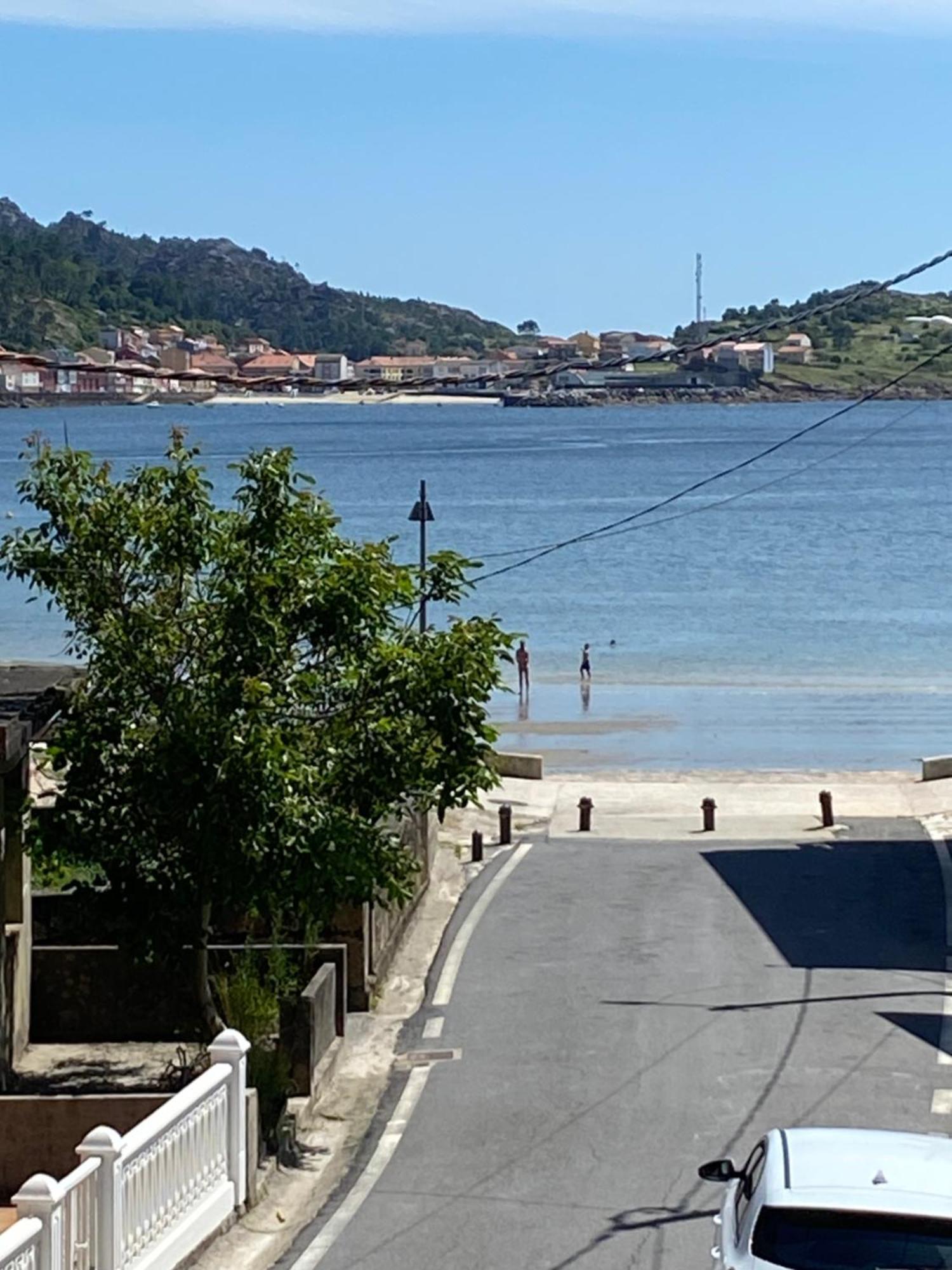 Apartamentos Ezaro Beach ดุมเบรีย ภายนอก รูปภาพ